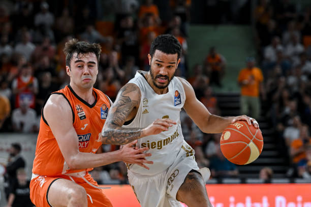 的基础上 的基础上