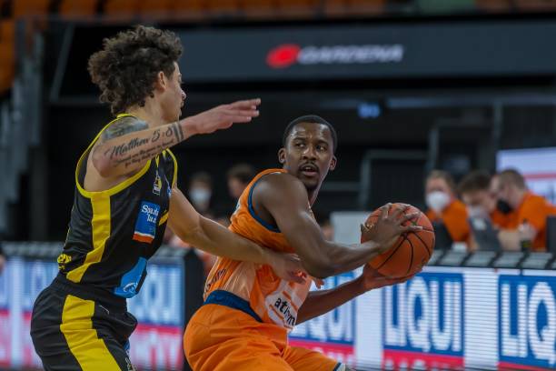 这位日本教 这位日本教